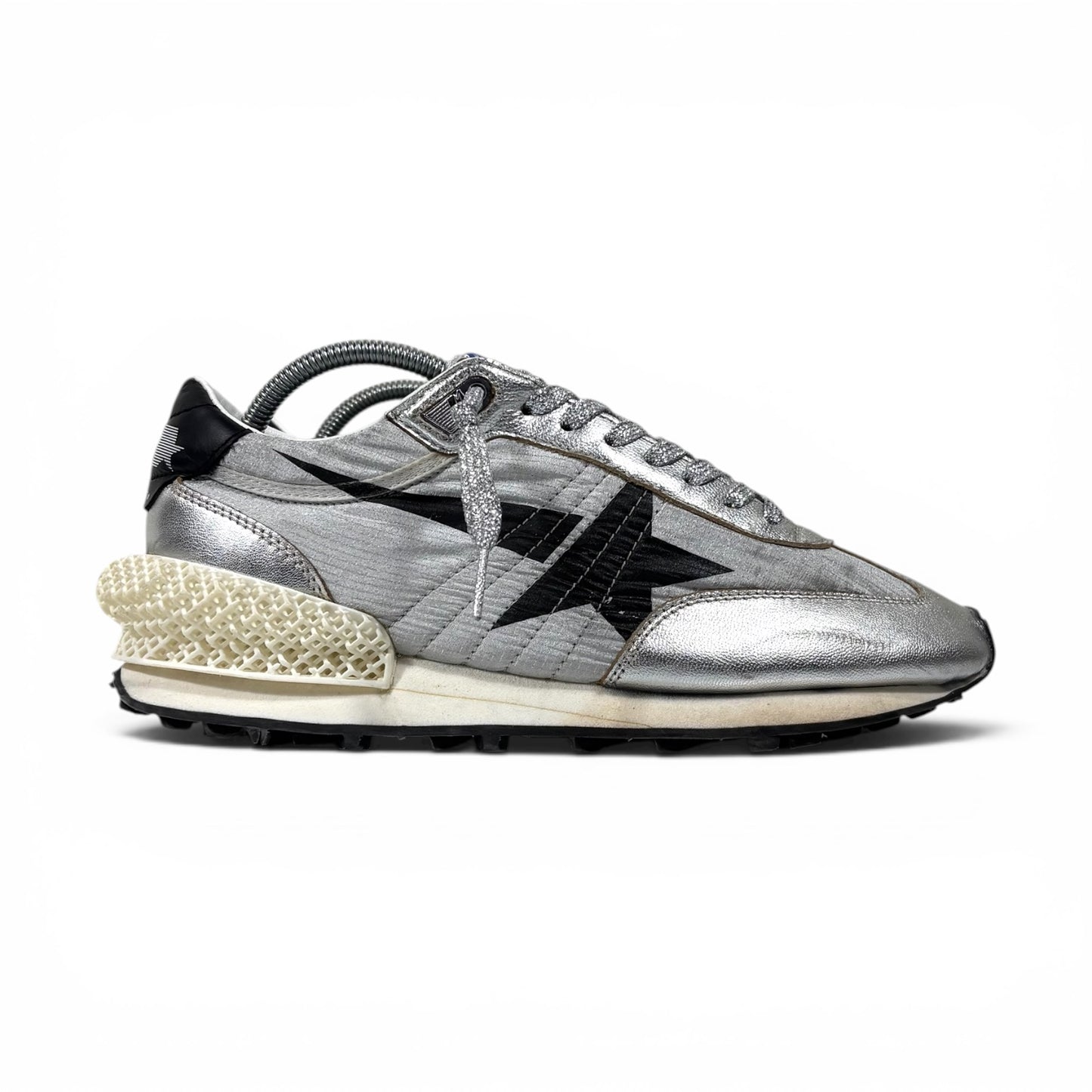 Golden Goose Marathon agento con dettagli in nero 38