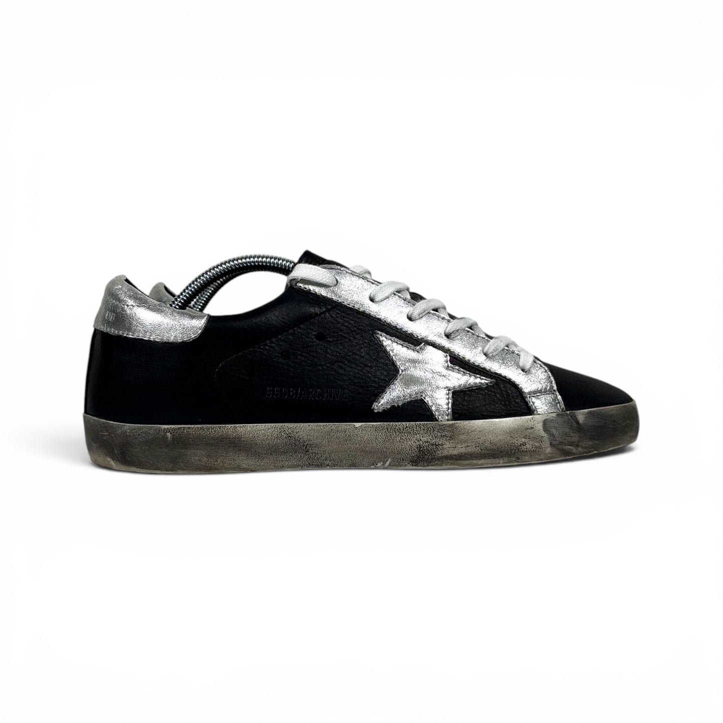 Golden goose Superstar "ARCHIVE" nere con stella e dettagli argento 40