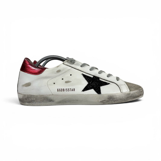 Golden goose Superstar bianche con stella nera brillantinata e talloncini rossi 40