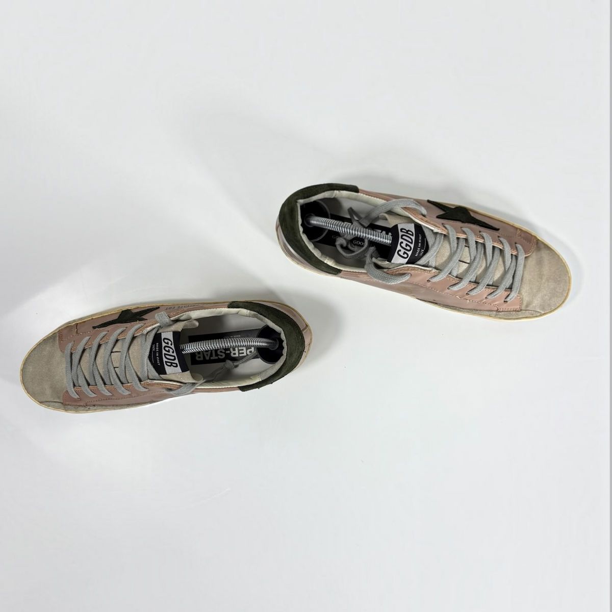 Golden goose Superstar LTD beige con stella e talloncini neri 39